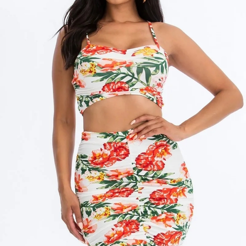 TAYLOR FLORAL RUCHED CROP TOP & SKIRT SET